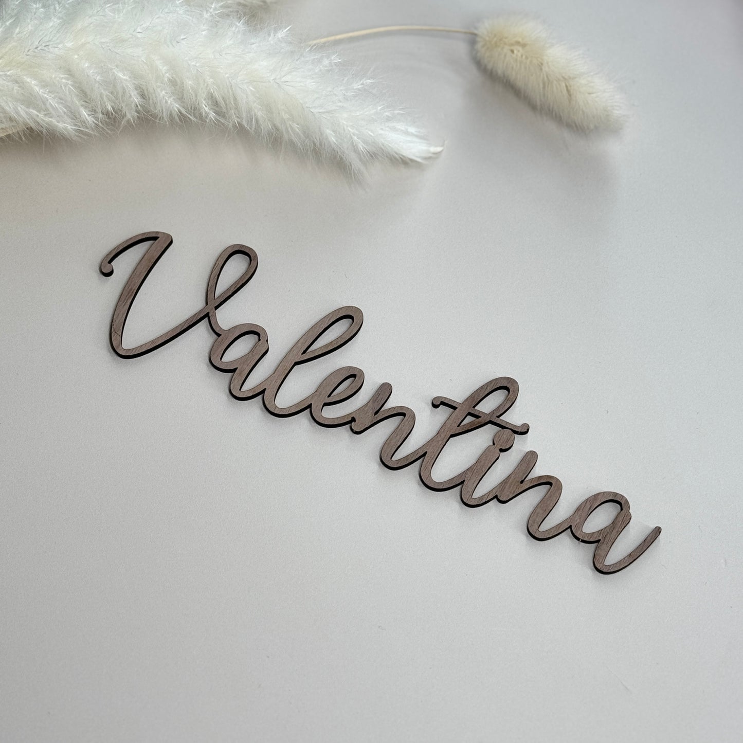 Nussbaum Tischkarten Personalisierte Namensschilder aus Holz – Stilvolle Platzkarten für Hochzeit, Taufe, Geburtstag & Feierlichkeiten Boho Tischdeko und Natur Stil dunkel Walnuss