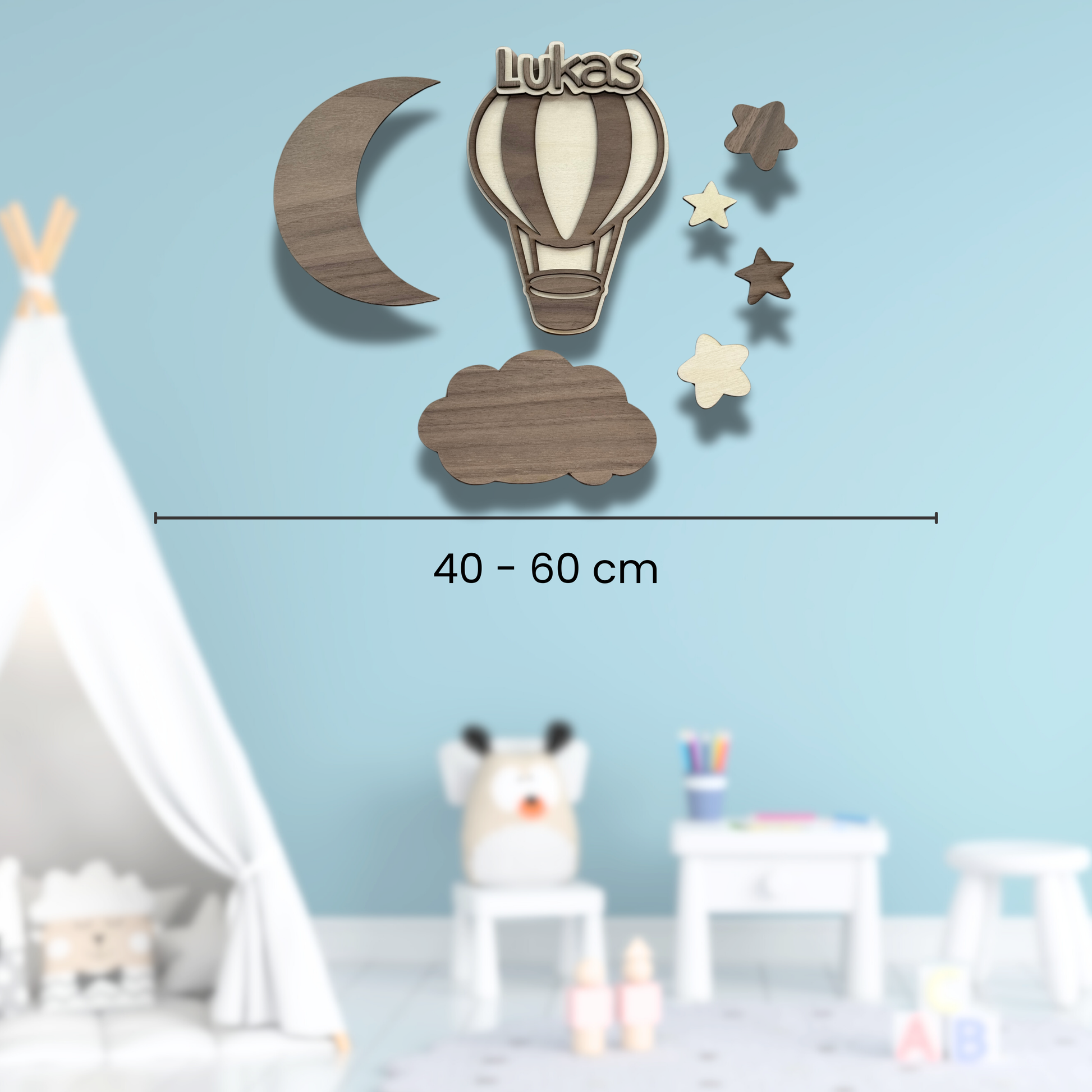 Personalisierte Wanddeko fürs Babyzimmer – Wolken, Mond & Heißluftballon aus Holz