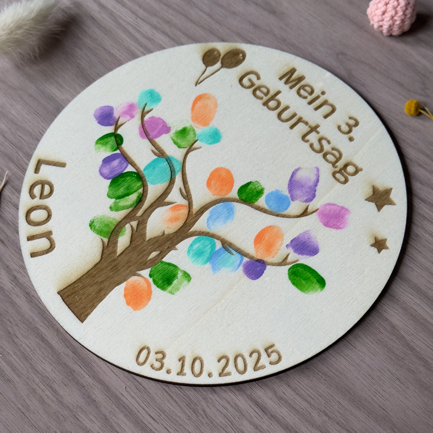 Fingerabdruck Bild aus Holz Kindergeburtstag personalisiert